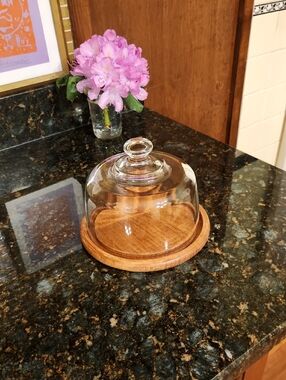 Towle Glass Cheese Server with Teak Base